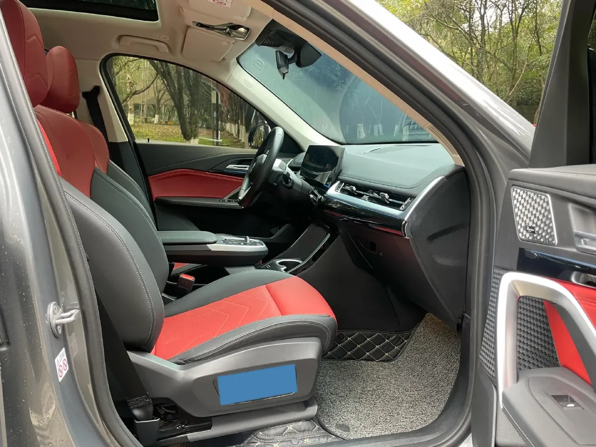 2023 BMW X1 2.0T 204HP L4 7DCT,autocango,china used car exporter,china ev exporter,chinese used car exporter,chinese used ev exporter