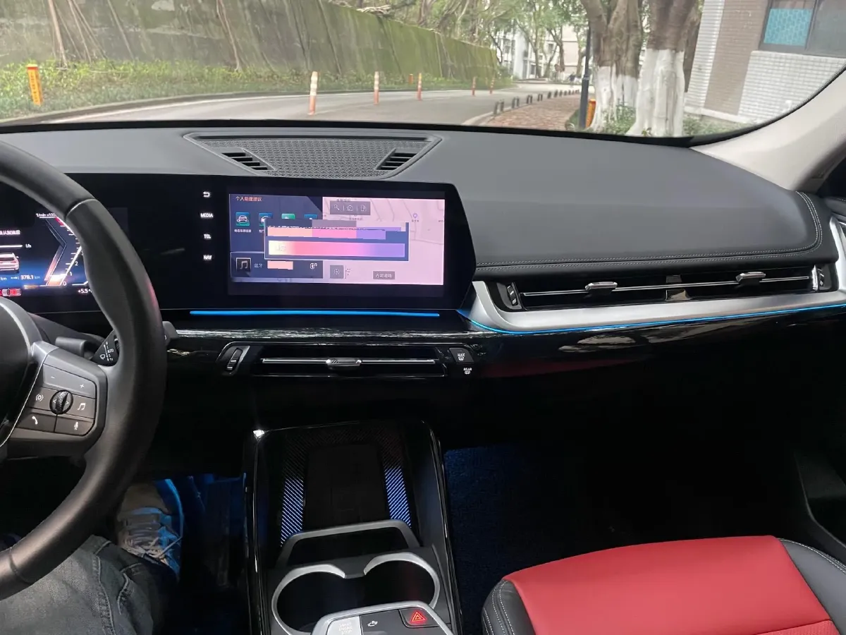 2023 BMW X1 2.0T 204HP L4 7DCT,autocango,china used car exporter,china ev exporter,chinese used car exporter,chinese used ev exporter