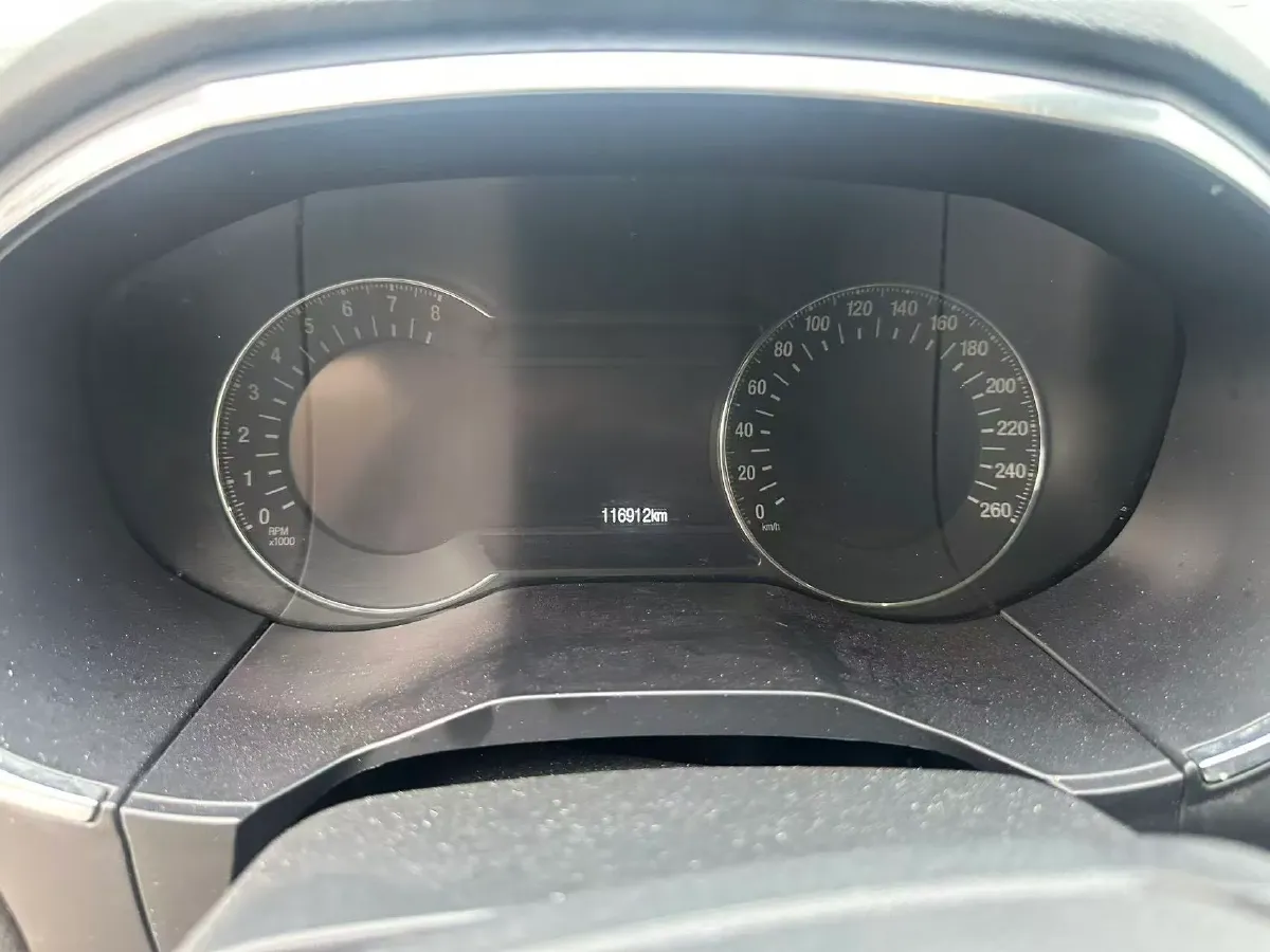 2020 Ford Edge 2.0T 245HP L4 8AT,autocango,china used car exporter,china ev exporter,chinese used car exporter,chinese used ev exporter