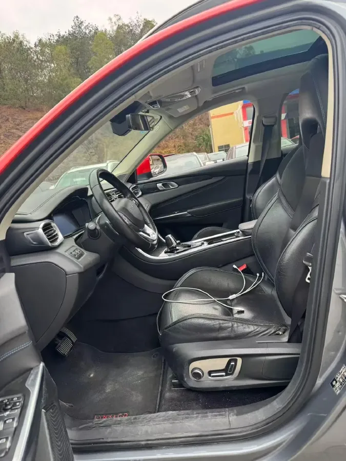 2018 Isuzu Mu-X 3.0T 177HP L4 6AT,autocango,china used car exporter,china ev exporter,chinese used car exporter,chinese used ev exporter