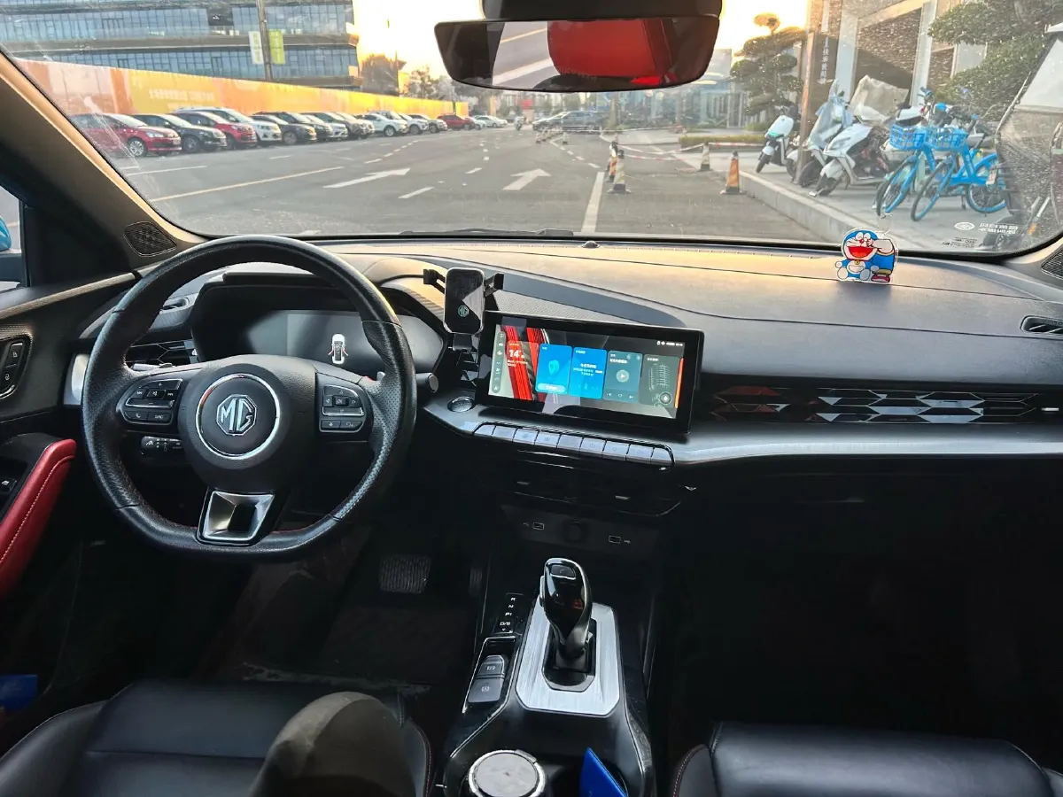 2021 MG 5 1.5T 173HP L4 7DCT,autocango,china used car exporter,china ev exporter,chinese used car exporter,chinese used ev exporter