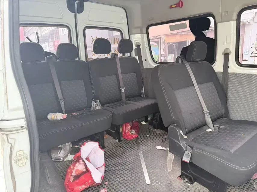 2021 MAXUS XinTu V80 2.0T 139HP L4 6MT,autocango,china used car exporter,china ev exporter,chinese used car exporter,chinese used ev exporter