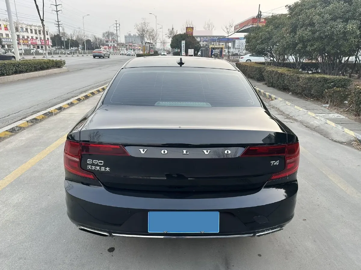 2018 Volvo S90 2.0T 190HP L4 8AT,autocango,china used car exporter,china ev exporter,chinese used car exporter,chinese used ev exporter