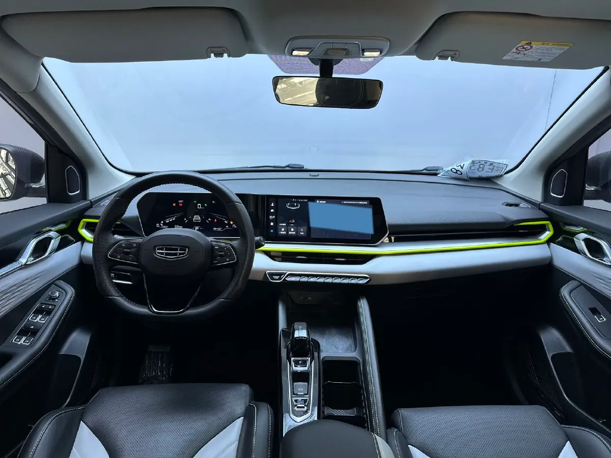 2022 Geely Coolray 1.5T 181HP L4 7DCT,autocango,china used car exporter,china ev exporter,chinese used car exporter,chinese used ev exporter