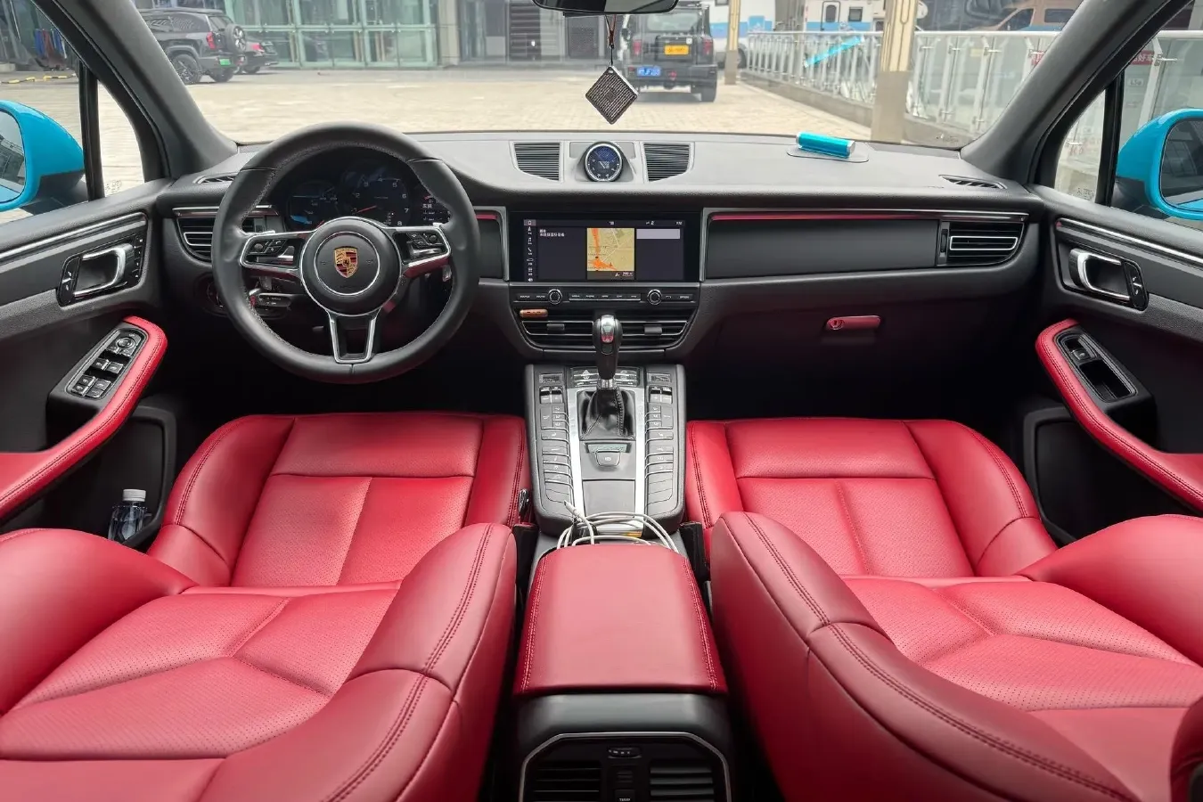 2018 Porsche Macan 2.0T 252HP L4 7DCT,autocango,china used car exporter,china ev exporter,chinese used car exporter,chinese used ev exporter