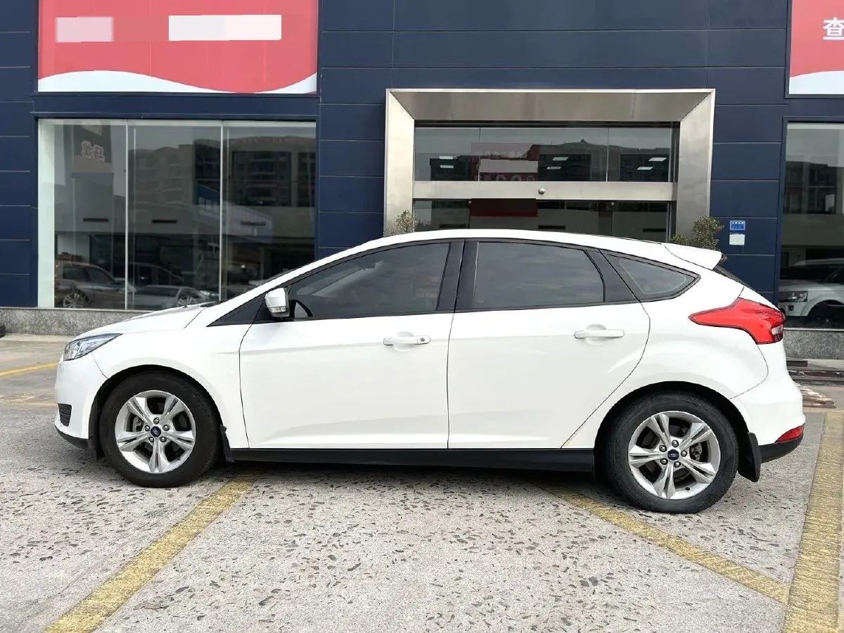 2017 Ford Focus 1.6L 125HP L4 6DCT,autocango,china used car exporter,china ev exporter,chinese used car exporter,chinese used ev exporter