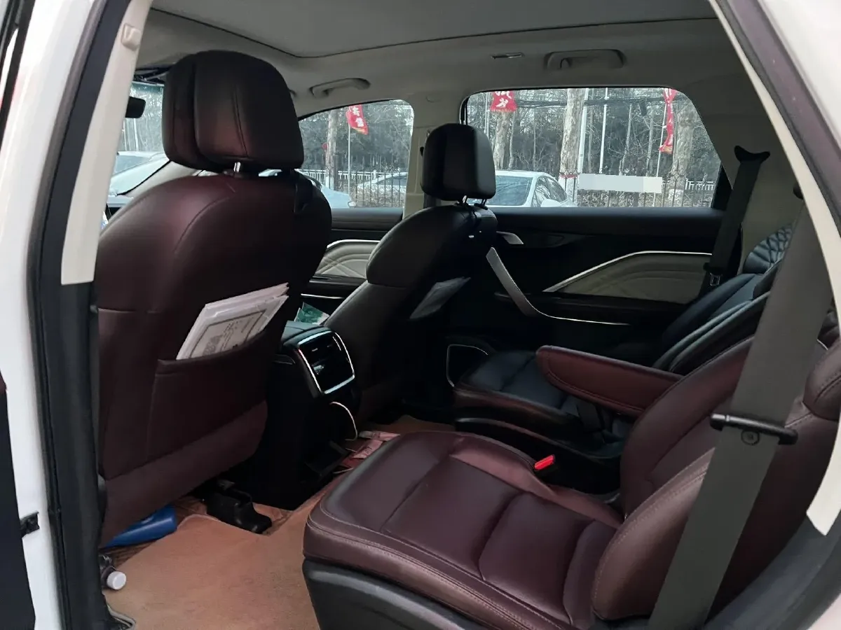 2022 Geely JiaJi 1.8T 184HP L4 7DCT,autocango,china used car exporter,china ev exporter,chinese used car exporter,chinese used ev exporter