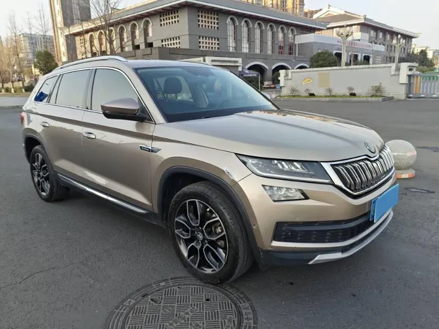 2019 Skoda Kodiak GT 2.0T 220HP L4 7DCT,autocango,china used car exporter,china ev exporter,chinese used car exporter,chinese used ev exporter