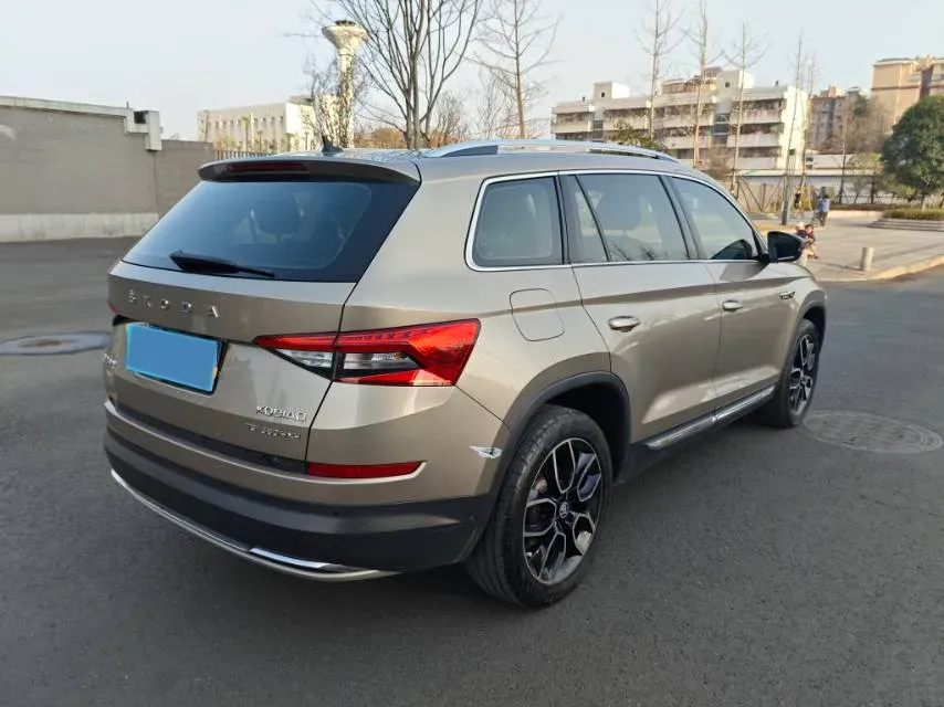2019 Skoda Kodiak GT 2.0T 220HP L4 7DCT,autocango,china used car exporter,china ev exporter,chinese used car exporter,chinese used ev exporter
