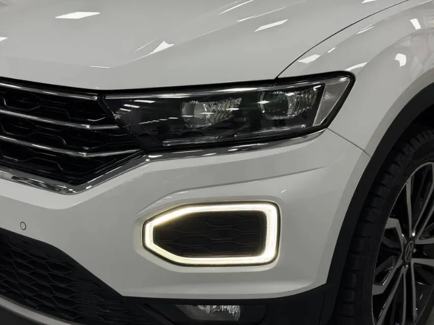 2022 Volkswagen T-Roc 1.4T 150HP L4 7DCT,autocango,china used car exporter,china ev exporter,chinese used car exporter,chinese used ev exporter