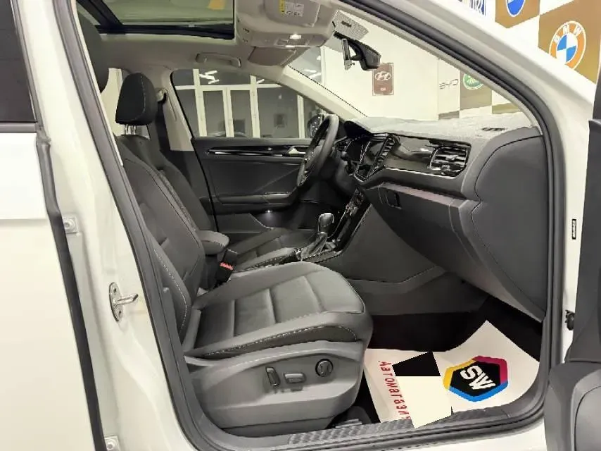 2022 Volkswagen T-Roc 1.4T 150HP L4 7DCT,autocango,china used car exporter,china ev exporter,chinese used car exporter,chinese used ev exporter