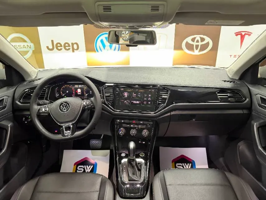 2022 Volkswagen T-Roc 1.4T 150HP L4 7DCT,autocango,china used car exporter,china ev exporter,chinese used car exporter,chinese used ev exporter