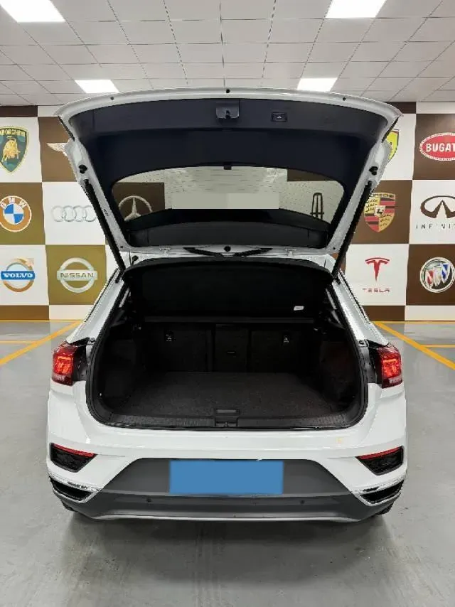 2022 Volkswagen T-Roc 1.4T 150HP L4 7DCT,autocango,china used car exporter,china ev exporter,chinese used car exporter,chinese used ev exporter
