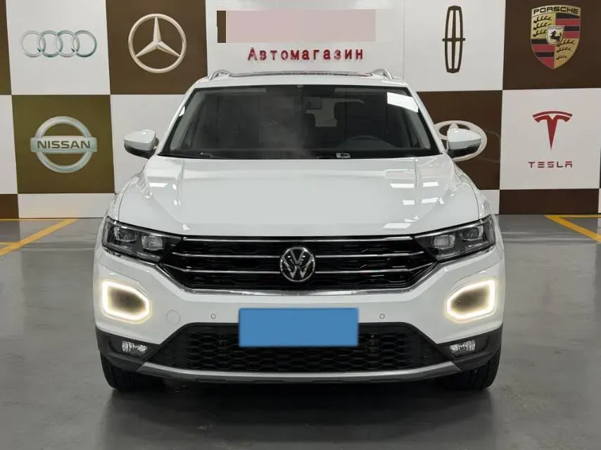 2022 Volkswagen T-Roc 1.4T 150HP L4 7DCT,autocango,china used car exporter,china ev exporter,chinese used car exporter,chinese used ev exporter
