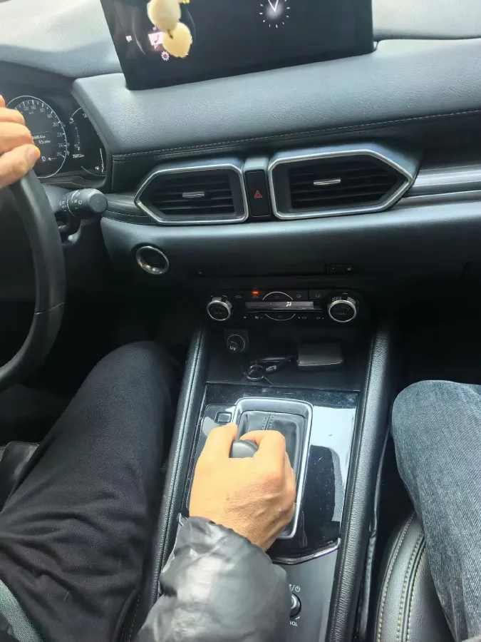 2022 Hyundai Tucson 2.0L 150HP L4 6AT Hybrid,autocango,china used car exporter,china ev exporter,chinese used car exporter,chinese used ev exporter