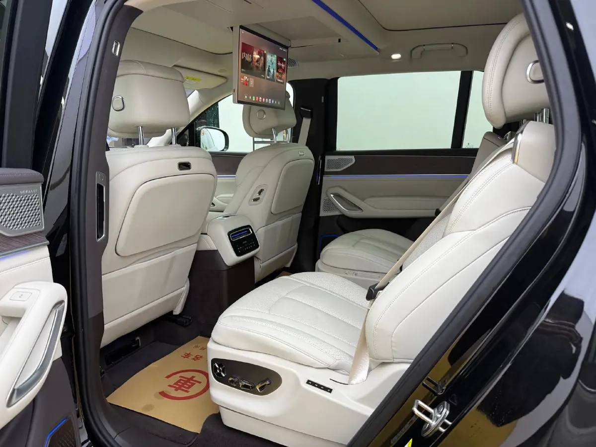 2025 Denza DenzaN9 2.0T 207HP L4 E-CVT PHEV,autocango,china used car exporter,china ev exporter,chinese used car exporter,chinese used ev exporter