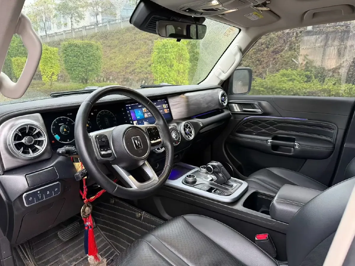 2021 Tank 300 2.0T 227HP L4 8AT,autocango,china used car exporter,china ev exporter,chinese used car exporter,chinese used ev exporter