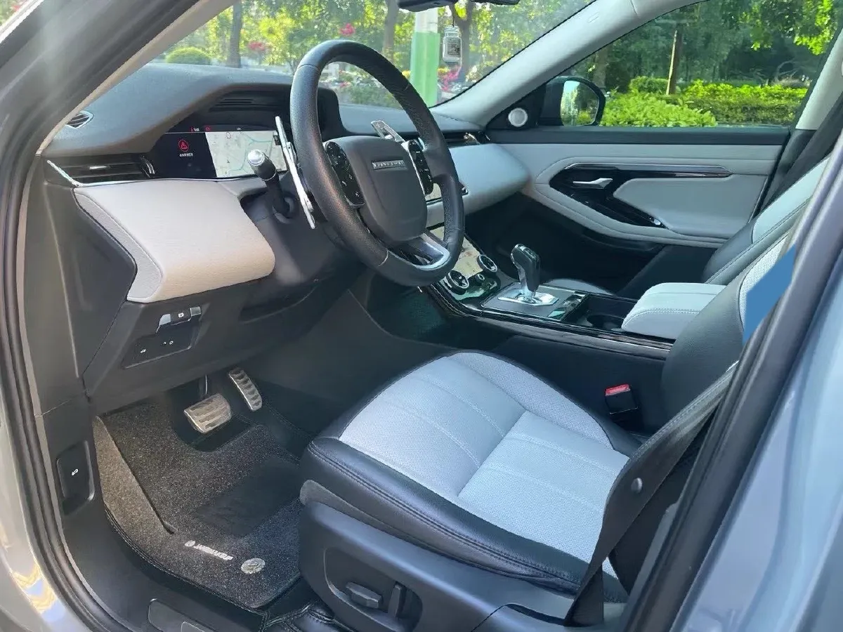 2020 Land Rover Range Rover Evoque 2.0T 249HP L4 9AT,autocango,china used car exporter,china ev exporter,chinese used car exporter,chinese used ev exporter