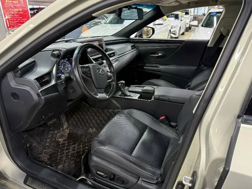 2018 Lexus ES 2.0L 167HP L4 6AT,autocango,china used car exporter,china ev exporter,chinese used car exporter,chinese used ev exporter