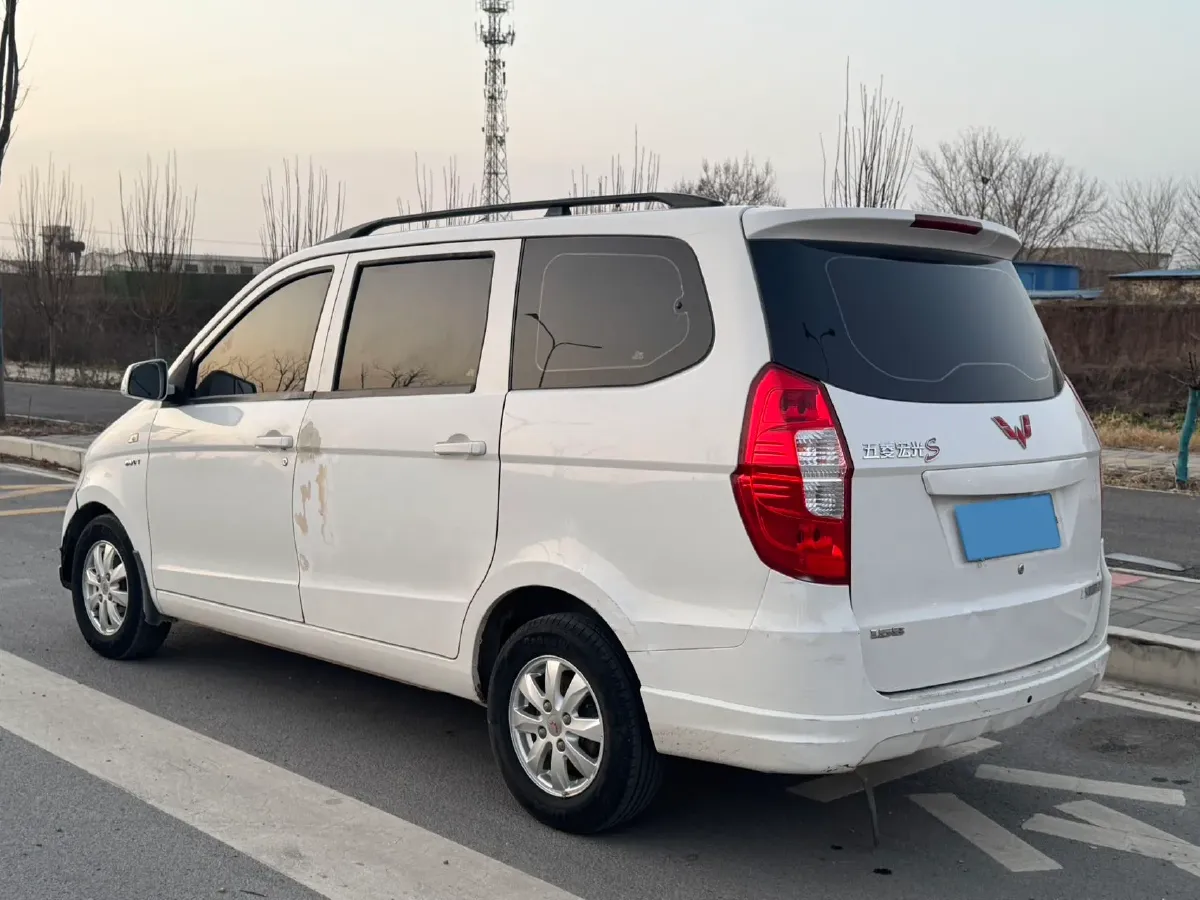 2018 WuLing HongGuang 1.5L 105HP L4 5MT,autocango,china used car exporter,china ev exporter,chinese used car exporter,chinese used ev exporter