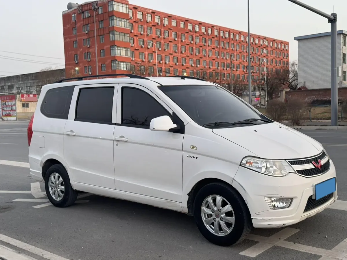 2018 WuLing HongGuang 1.5L 105HP L4 5MT,autocango,china used car exporter,china ev exporter,chinese used car exporter,chinese used ev exporter