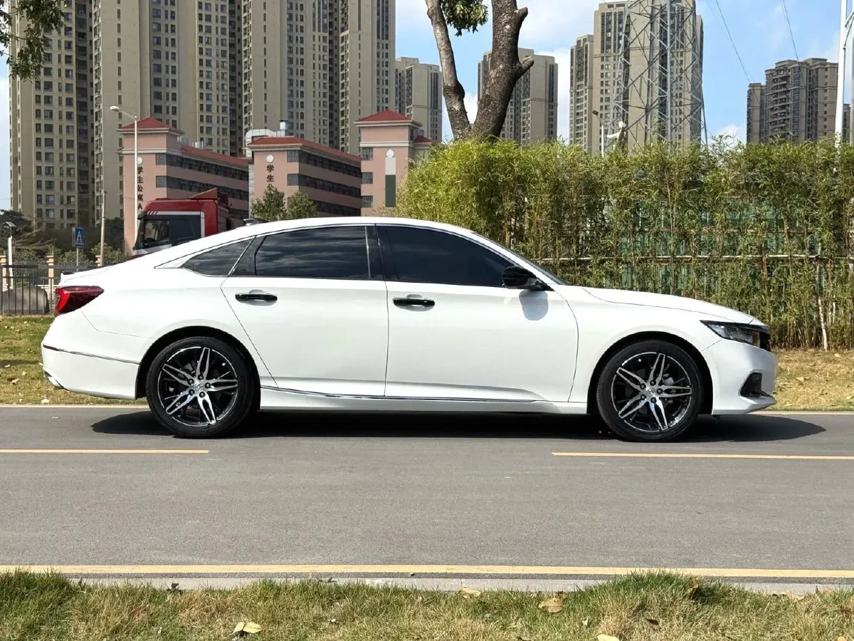 2022 Honda Accord 1.5T 194HP L4 CVT,autocango,china used car exporter,china ev exporter,chinese used car exporter,chinese used ev exporter
