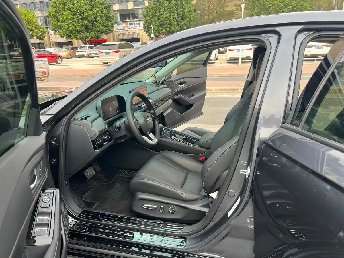 2023 Honda Accord 1.5T 192HP L4 CVT,autocango,china used car exporter,china ev exporter,chinese used car exporter,chinese used ev exporter