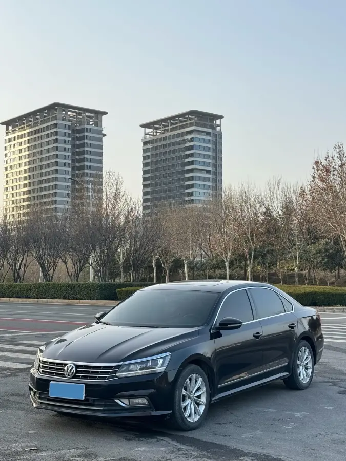 2017 Volkswagen Passat 1.4T 150HP L4 7DCT