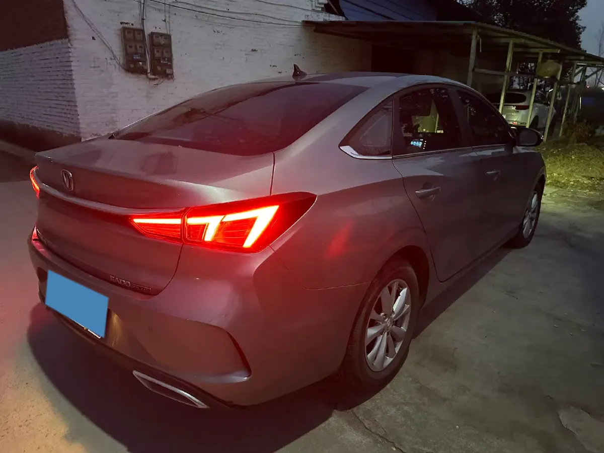 2021 ChangAn Eado 1.6L 128HP L4 CVT,autocango,china used car exporter,china ev exporter,chinese used car exporter,chinese used ev exporter
