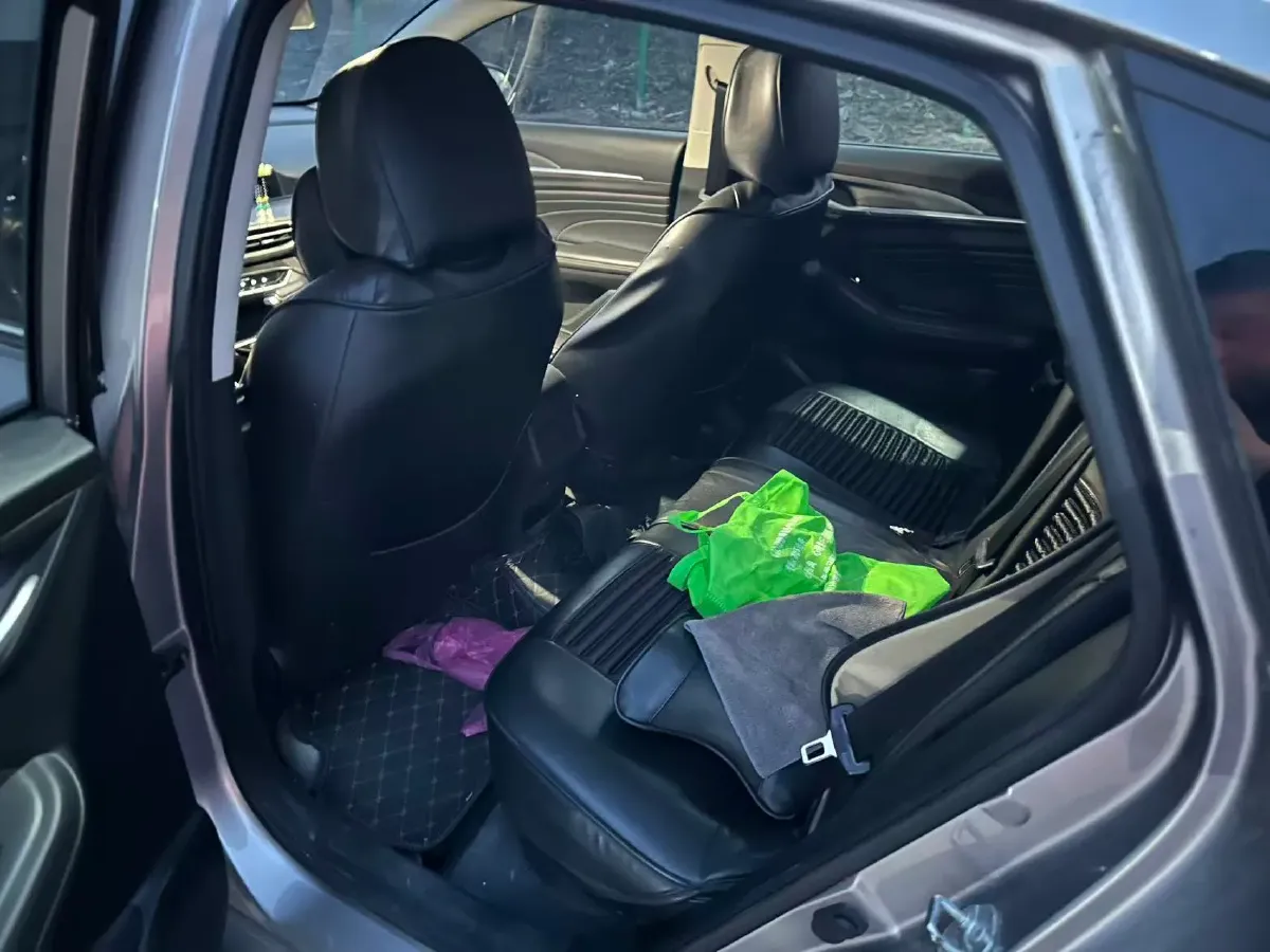 2021 ChangAn Eado 1.6L 128HP L4 CVT,autocango,china used car exporter,china ev exporter,chinese used car exporter,chinese used ev exporter