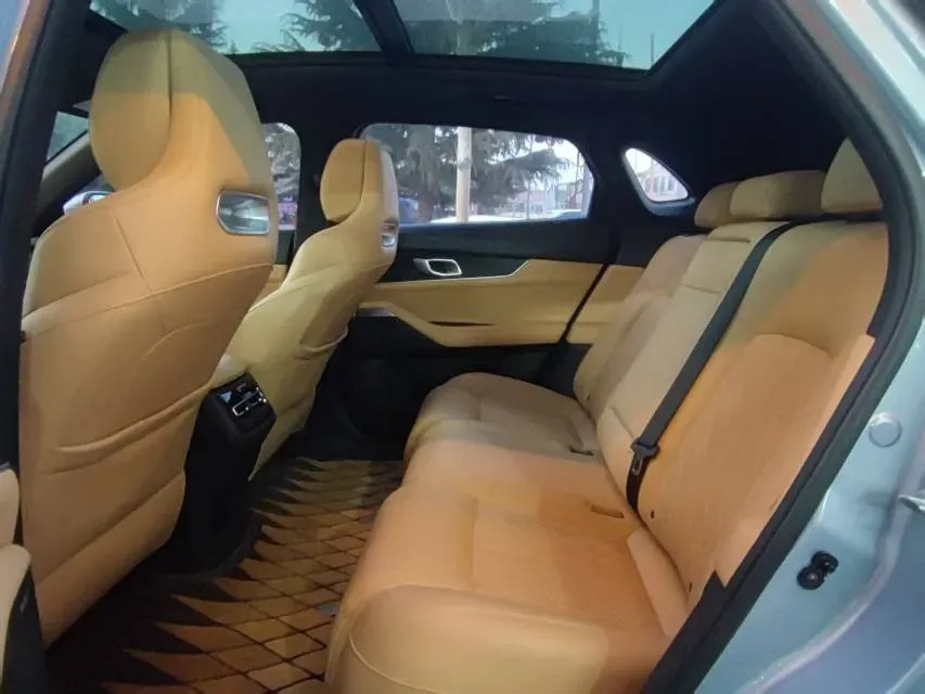 2021 ChangAn UNI-K 2.0T 233HP L4 8AT,autocango,china used car exporter,china ev exporter,chinese used car exporter,chinese used ev exporter