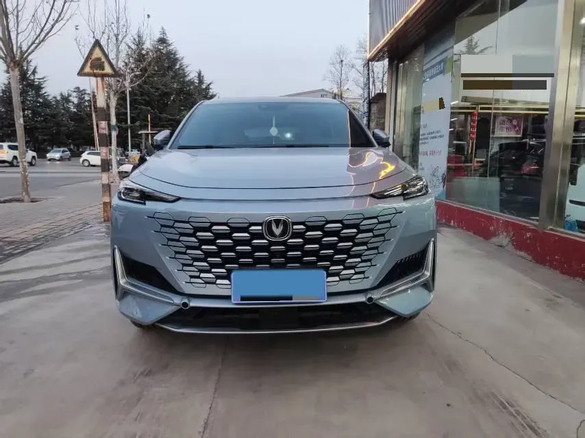 2021 ChangAn UNI-K 2.0T 233HP L4 8AT,autocango,china used car exporter,china ev exporter,chinese used car exporter,chinese used ev exporter
