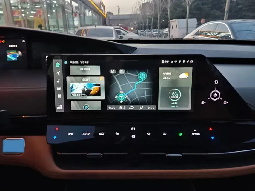 2021 ChangAn UNI-K 2.0T 233HP L4 8AT,autocango,china used car exporter,china ev exporter,chinese used car exporter,chinese used ev exporter