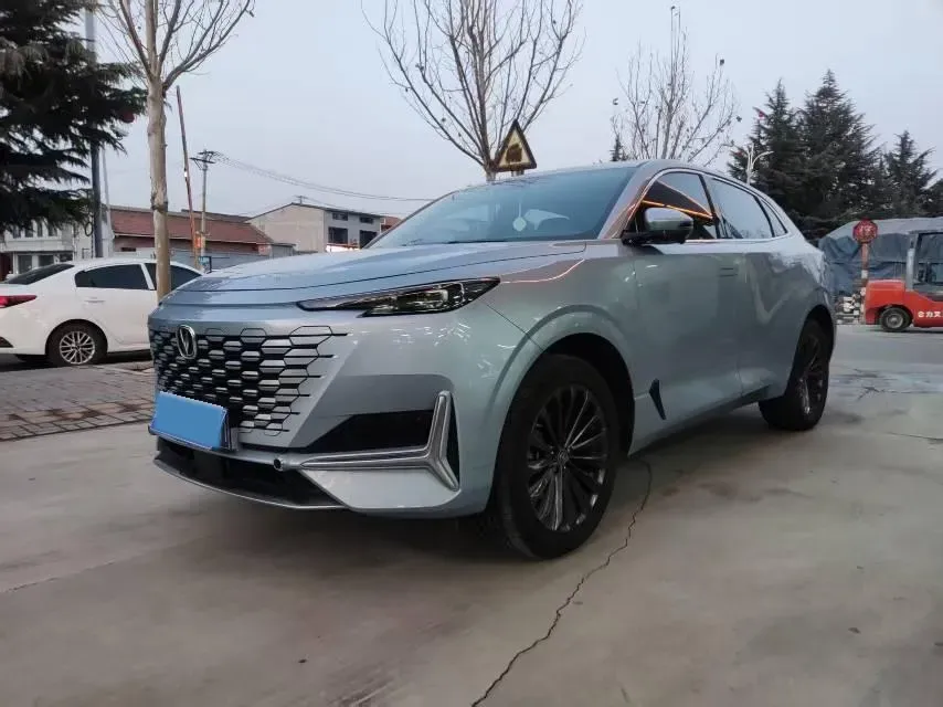 2021 ChangAn UNI-K 2.0T 233HP L4 8AT,autocango,china used car exporter,china ev exporter,chinese used car exporter,chinese used ev exporter