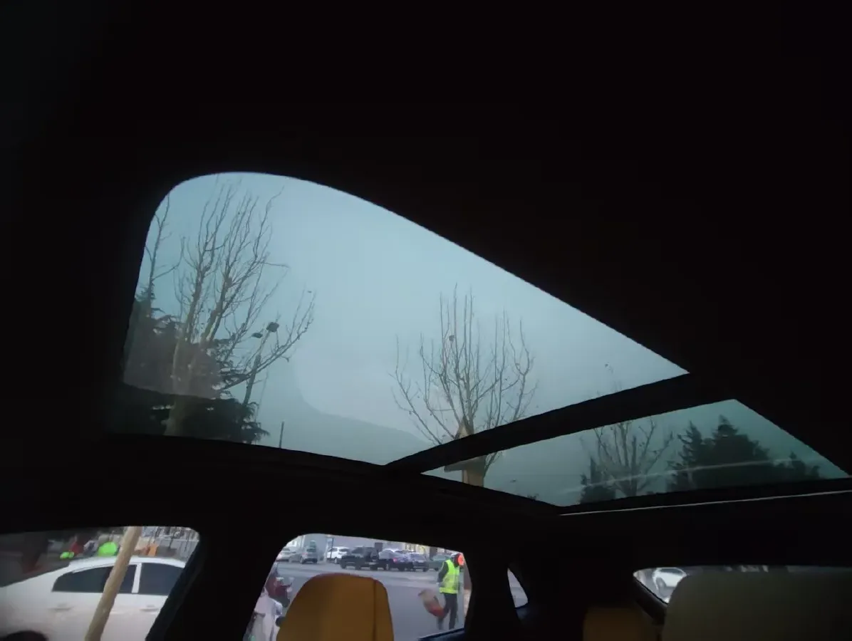 2021 ChangAn UNI-K 2.0T 233HP L4 8AT,autocango,china used car exporter,china ev exporter,chinese used car exporter,chinese used ev exporter