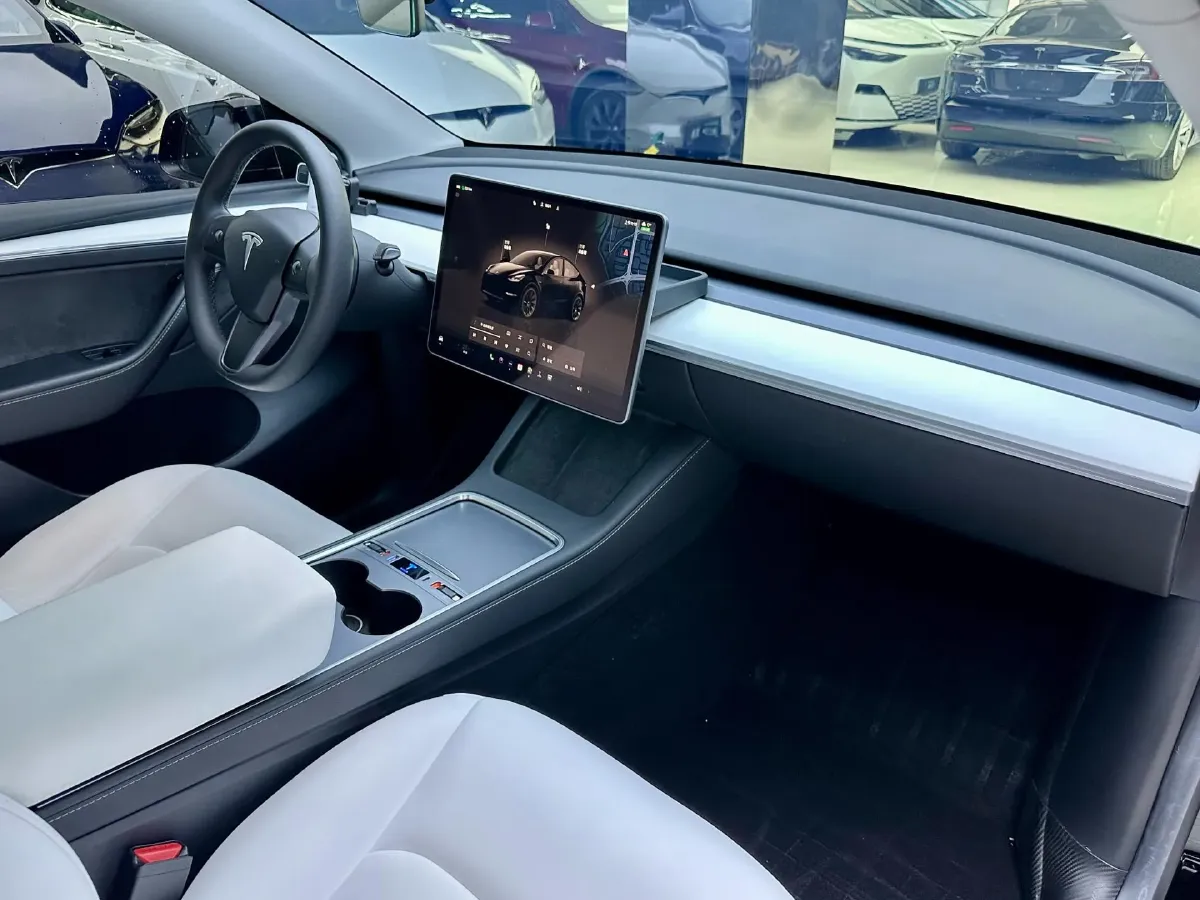 2022 Tesla Model Y BEV 60KWH,autocango,china used car exporter,china ev exporter,chinese used car exporter,chinese used ev exporter