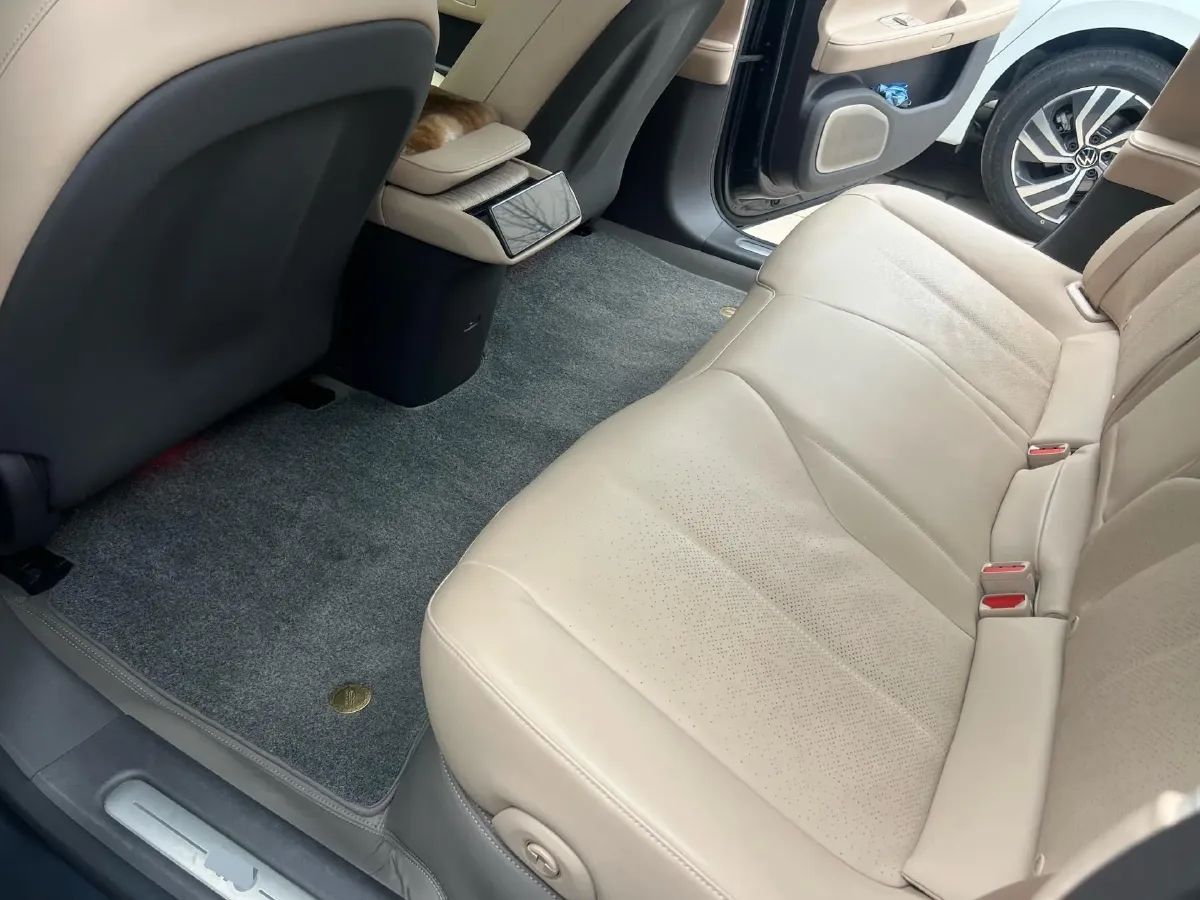 2023 NIO EC7 BEV 75KWH,autocango,china used car exporter,china ev exporter,chinese used car exporter,chinese used ev exporter