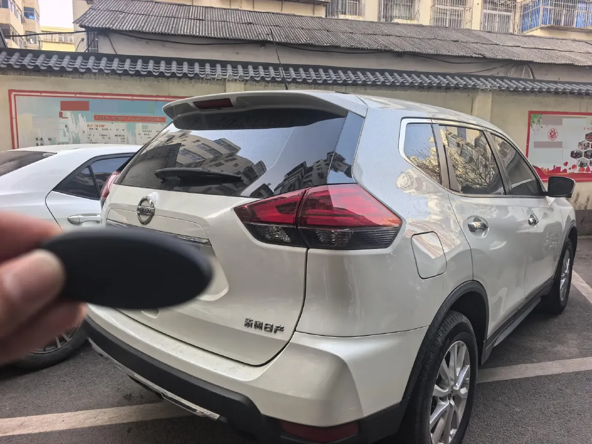 2021 Nissan X-Trail 2.0L 151HP L4 CVT,autocango,china used car exporter,china ev exporter,chinese used car exporter,chinese used ev exporter