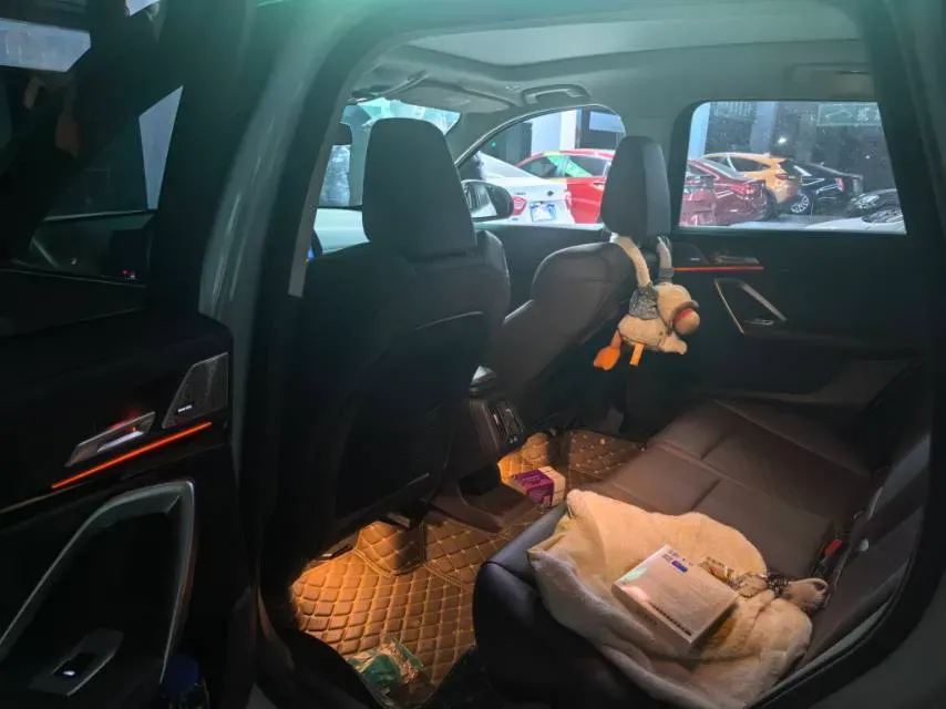 2024 BMW X1 2.0T 204HP L4 7DCT,autocango,china used car exporter,china ev exporter,chinese used car exporter,chinese used ev exporter