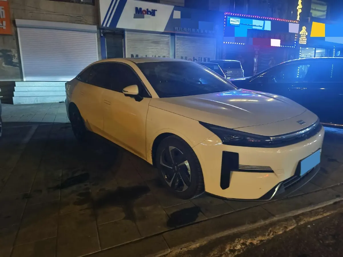 2024 Geely Galaxy L6 1.5T 163HP L4 3DHT PHEV,autocango,china used car exporter,china ev exporter,chinese used car exporter,chinese used ev exporter