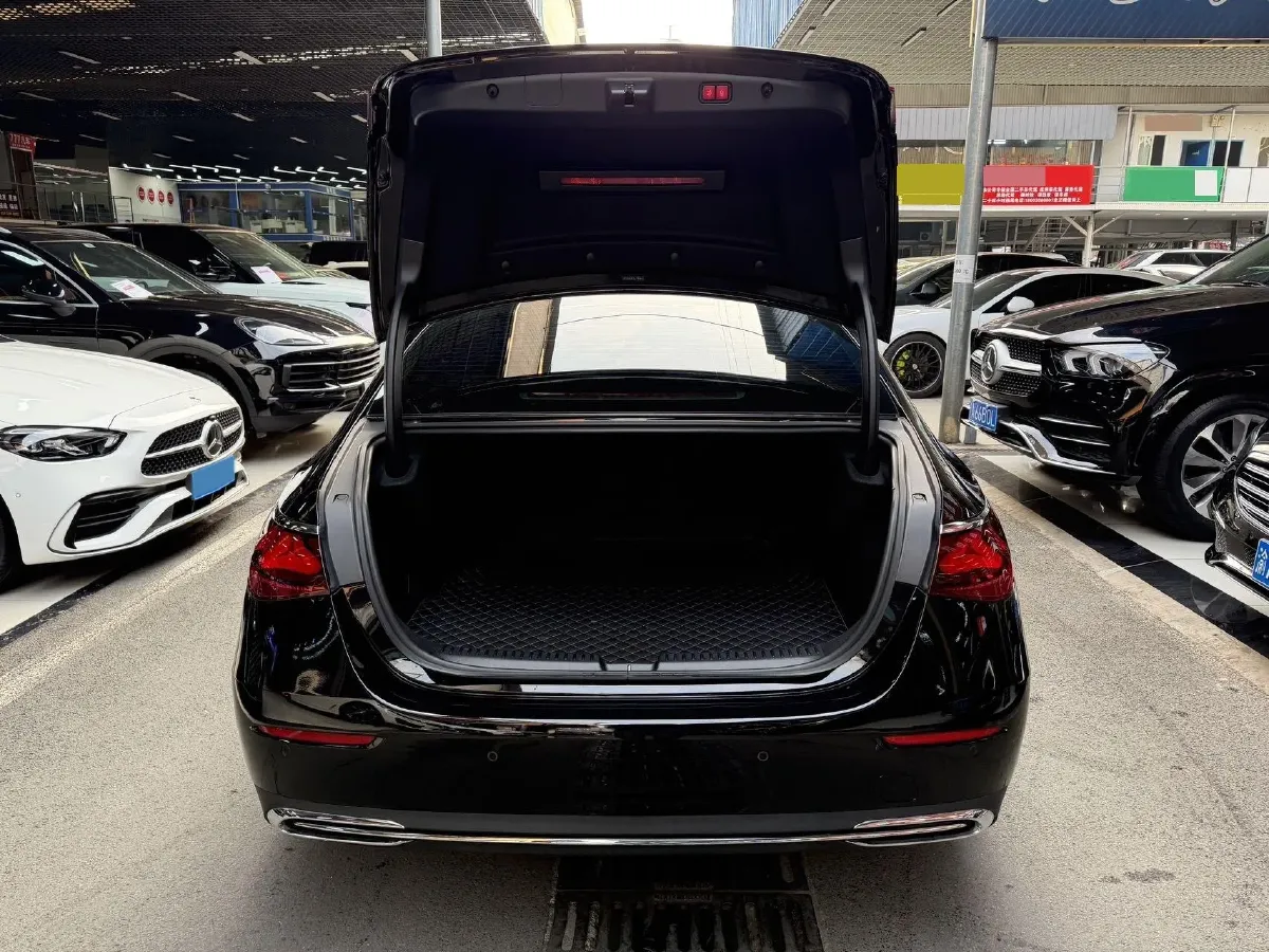 2025 Mercedes-Benz E Class 2.0T 258HP L4 9AT,autocango,china used car exporter,china ev exporter,chinese used car exporter,chinese used ev exporter