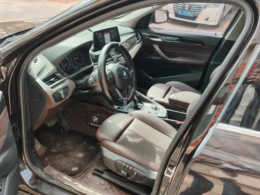 2020 BMW X1 2.0T 192HP L4 7DCT,autocango,china used car exporter,china ev exporter,chinese used car exporter,chinese used ev exporter