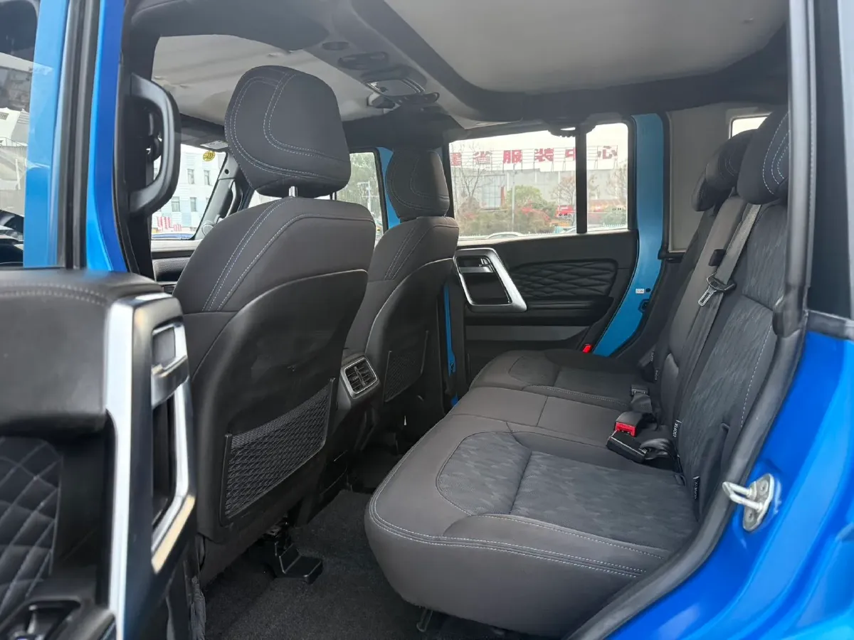 2021 Beijing BJ40 2.0T 163HP L4 8AT,autocango,china used car exporter,china ev exporter,chinese used car exporter,chinese used ev exporter