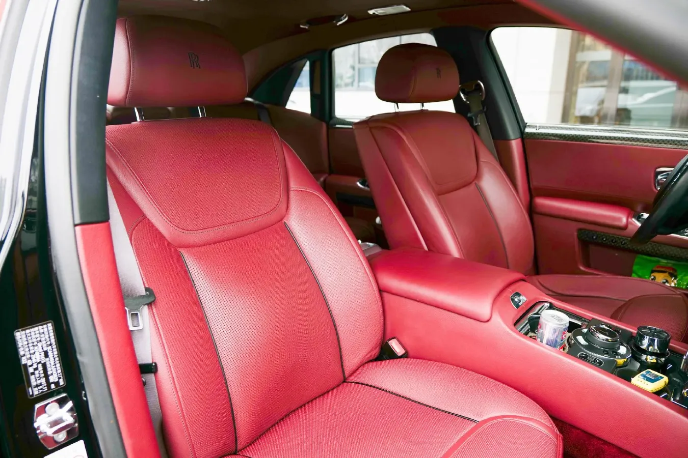 2018 Rolls-Royce Ghost 6.6T 571HP V12 8AT,autocango,china used car exporter,china ev exporter,chinese used car exporter,chinese used ev exporter