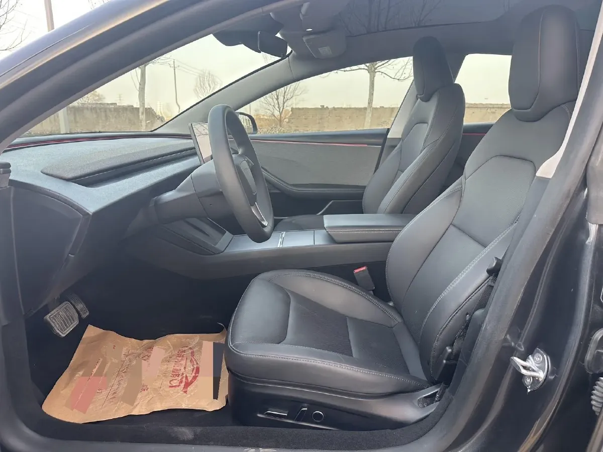 2025 Tesla Model 3 BEV 62.5KWH,autocango,china used car exporter,china ev exporter,chinese used car exporter,chinese used ev exporter