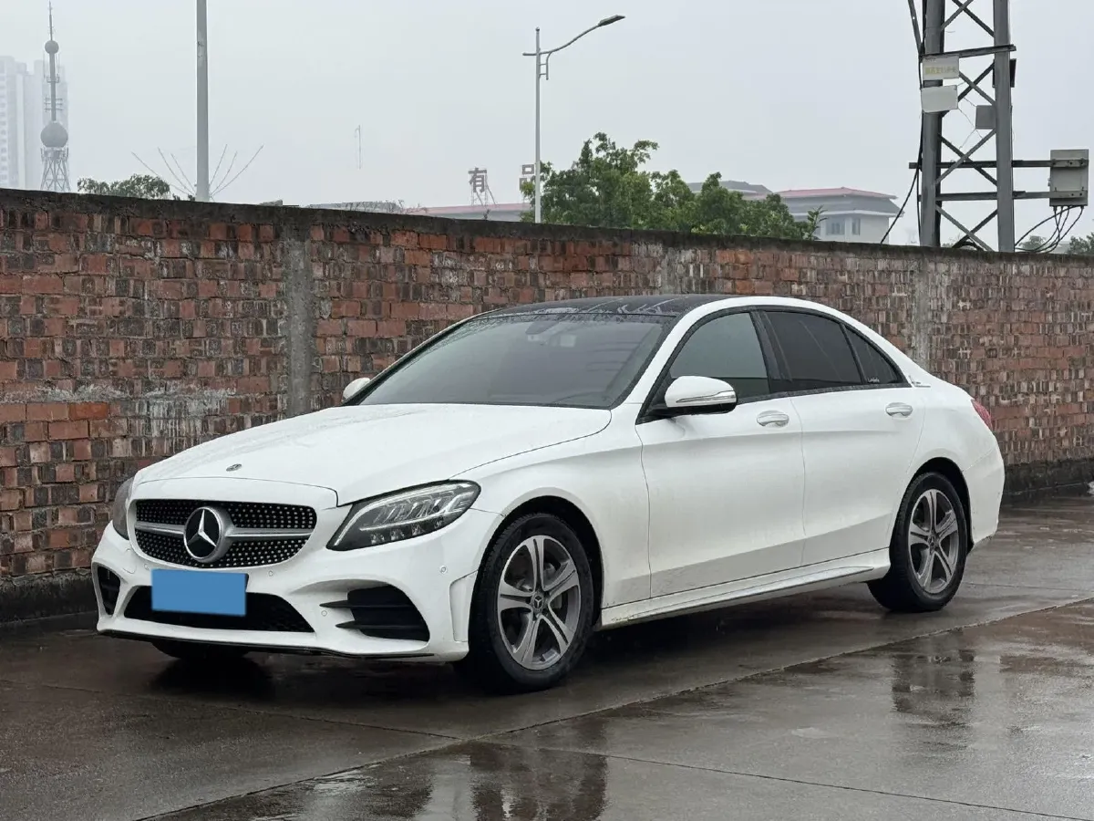 2020 Mercedes-Benz C Class 1.5T 184HP L4 9AT,autocango,china used car exporter,china ev exporter,chinese used car exporter,chinese used ev exporter