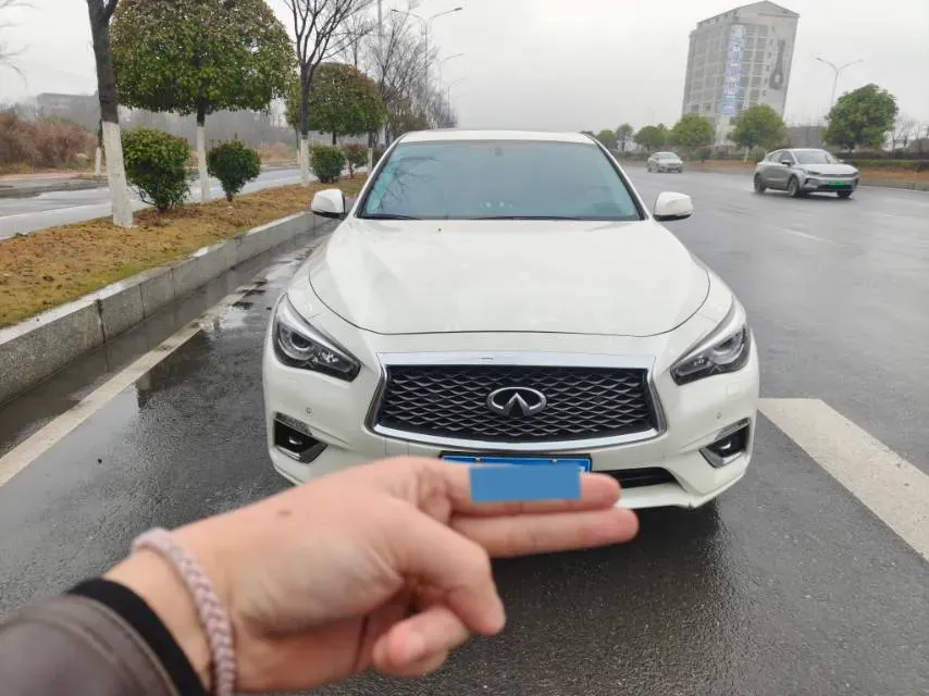 2022 Infiniti Q50L 2.0T 211HP L4 7AT,autocango,china used car exporter,china ev exporter,chinese used car exporter,chinese used ev exporter