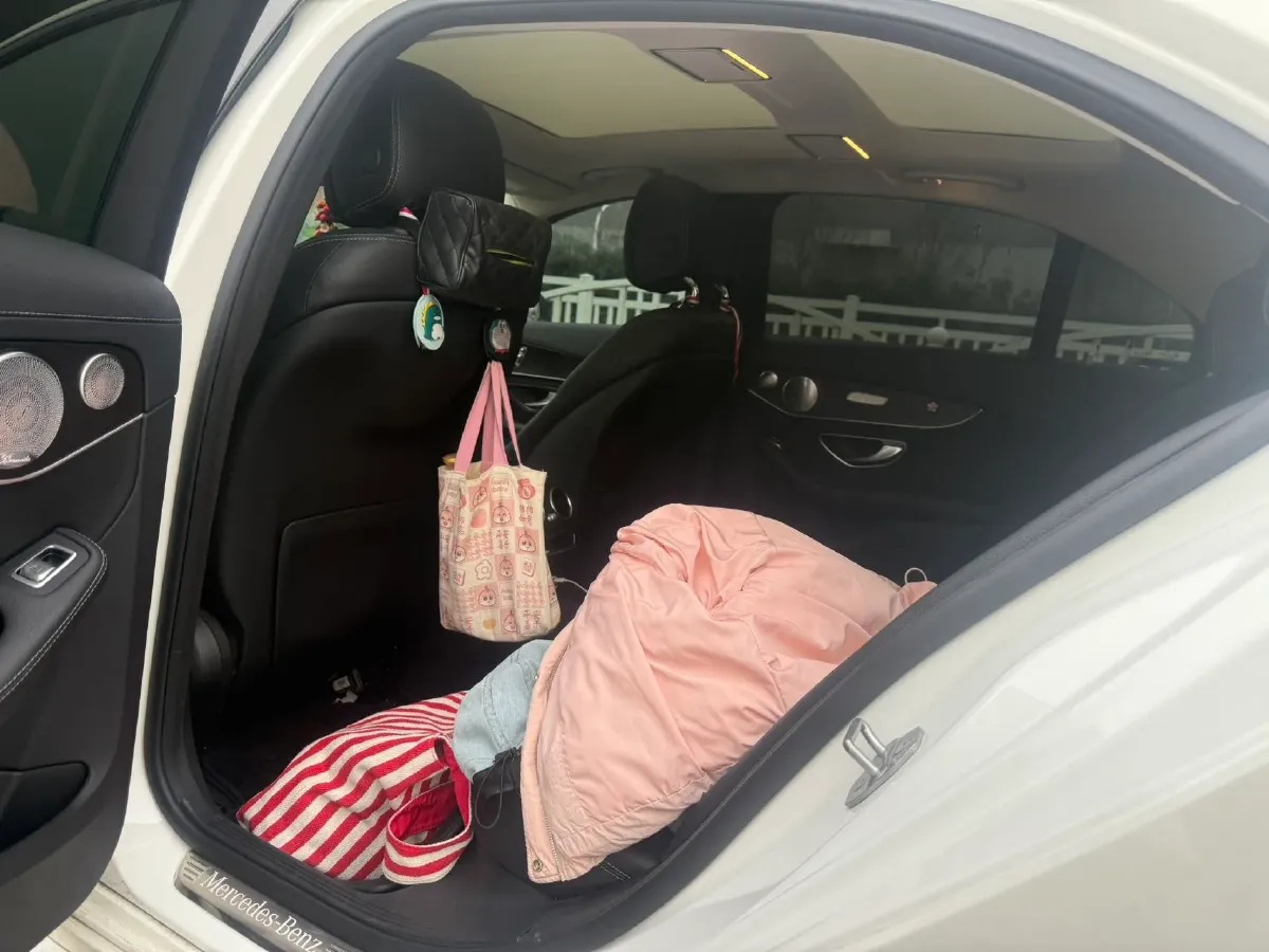 2021 Mercedes-Benz C Class 1.5T 184HP L4 9AT,autocango,china used car exporter,china ev exporter,chinese used car exporter,chinese used ev exporter