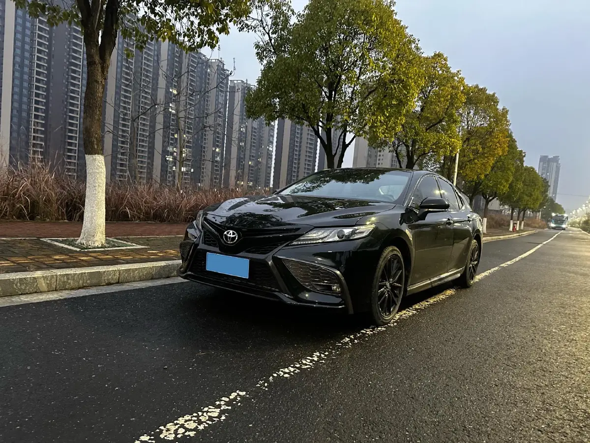 2023 Toyota Camry 2.5L 207HP L4 8AT