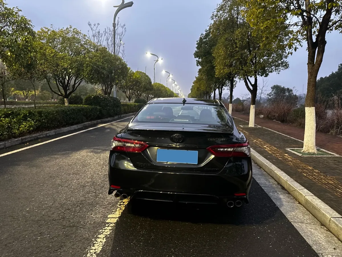 2023 Toyota Camry 2.5L 207HP L4 8AT,autocango,china used car exporter,china ev exporter,chinese used car exporter,chinese used ev exporter